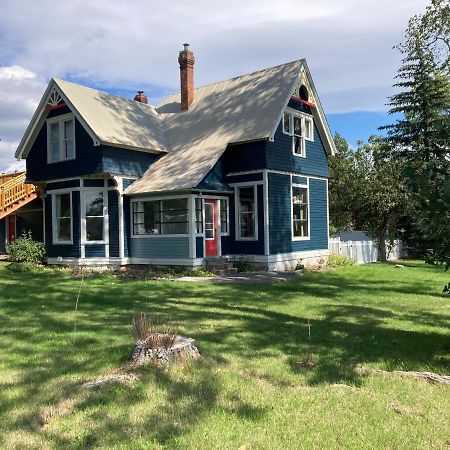 Victorian Guest Getaway-20Mins To Glacier National Park-10Mins To Airport! Columbia Falls Esterno foto