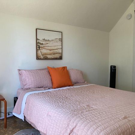 Victorian Guest Getaway-20Mins To Glacier National Park-10Mins To Airport! Columbia Falls Esterno foto