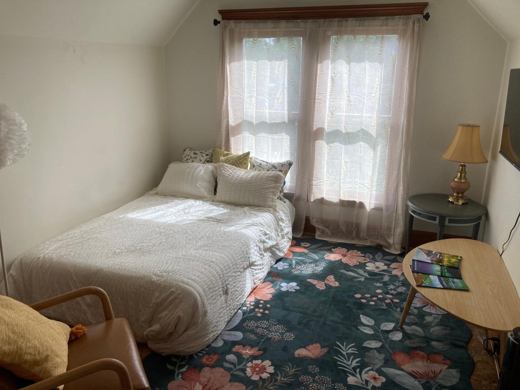 Victorian Guest Getaway-20Mins To Glacier National Park-10Mins To Airport! Columbia Falls Esterno foto